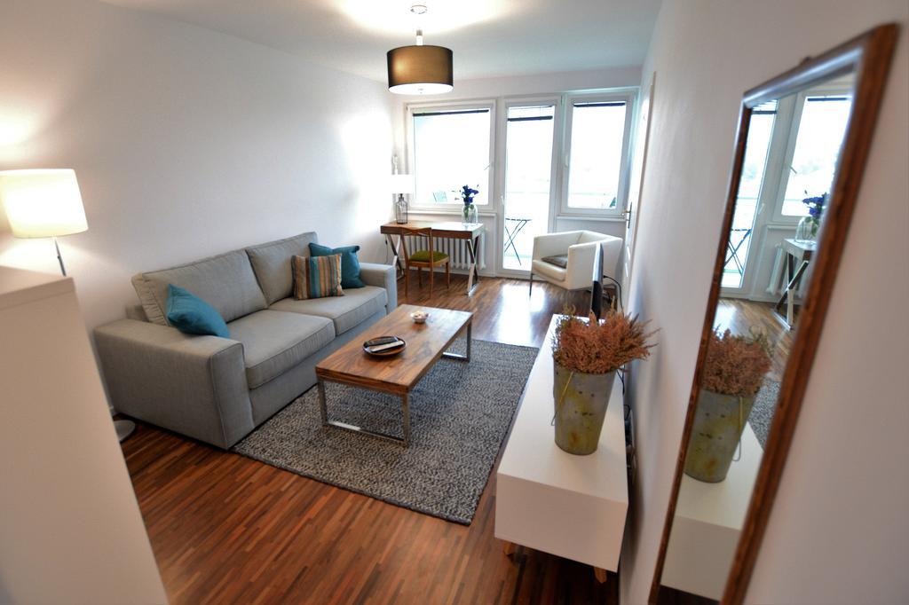 Quantic Apartment Varsovia Exterior foto